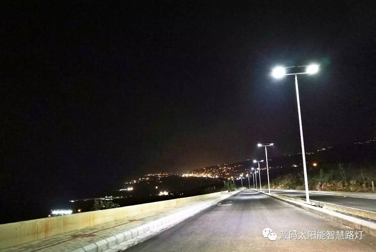 太陽能路燈，太陽能平板燈，光伏產(chǎn)業(yè)，綠色節(jié)能，太陽能路燈廠家