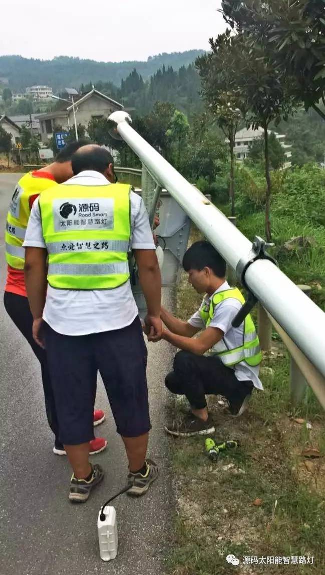 太陽能路燈，太陽能路燈廠家，太陽能路燈價格，太陽能平板燈，光伏照明，道路照明，助力新農村建設，太陽能路燈優質服務商