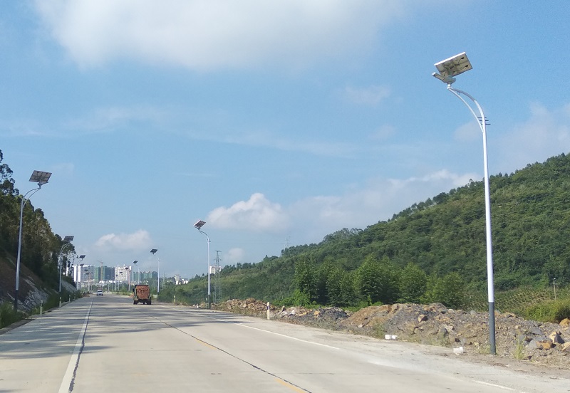 太陽能路燈品牌中的環(huán)保材料應(yīng)用